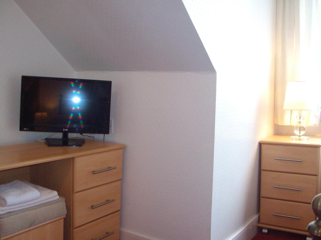 Lindhome Guest House Aberdeen Pokój zdjęcie